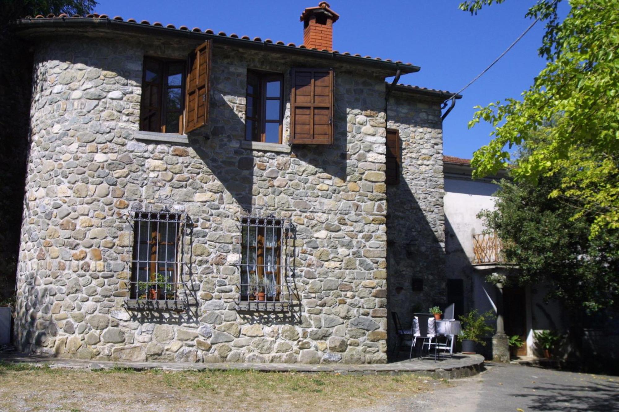 Forni Rosaia Villa Olivola  Exterior photo